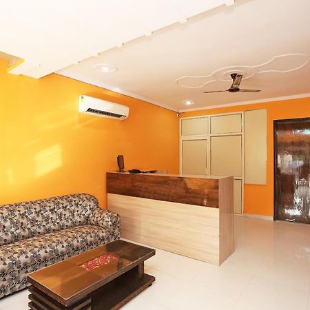 新德里 Oyo Rose Residency Near Dwarka Sector 9 Metro Station酒店 外观 照片